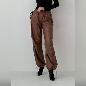The COMMENSE Brownie Cargo Parachute Pants Sz M NWT